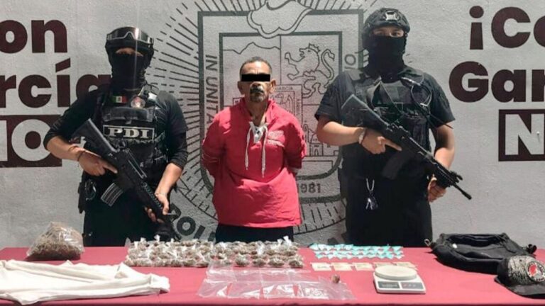 Detención de asaltante con droga en García, NL