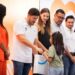 Samuel García en evento del DIF en Nuevo León