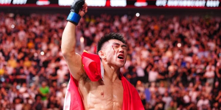 Pelea entre Song Yadong y Umar Nurmagomedov en UFC Fight Night