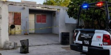 Alberca en un domicilio en la colonia Misión de Santa Elena, Zuazua, Nuevo León.