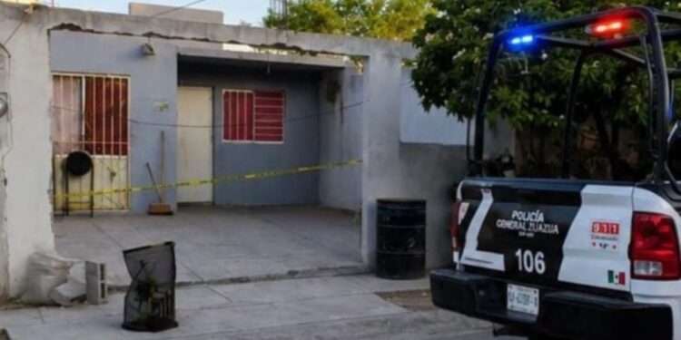 Alberca en un domicilio en la colonia Misión de Santa Elena, Zuazua, Nuevo León.
