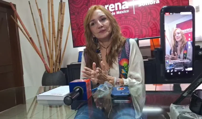 Judith Armenta Cota durante un evento político.