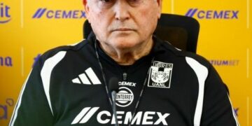 Víctor Manuel Vucetich se registra como director técnico de Tigres UANL