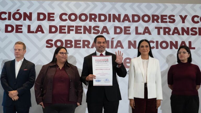 CRUZ PÉREZ CUÉLLAR, COORDINADOR DE MORENA EN CHIHUAHUA; ANDREA CHÁVEZ QUEDA FUERA