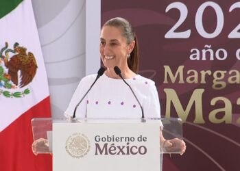 Claudia Sheinbaum durante un discurso en Monterrey