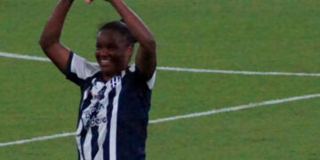 Las Rayadas dan la mayor goleada en Liga a Necaxa