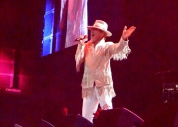 Jamiroquai hace bailar a Monterrey con una gran noche de funk, disco y éxitos