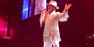 Jamiroquai hace bailar a Monterrey con una gran noche de funk, disco y éxitos