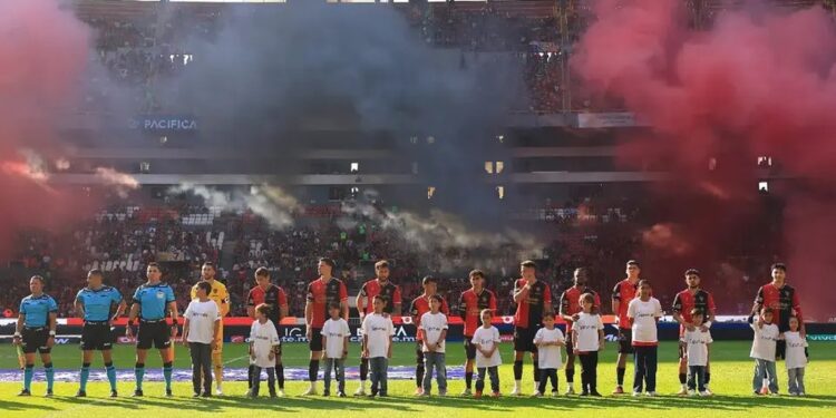 ATLAS EMPATA CON PUMAS Y LLEGA A CUATRO PARTIDOS SIN GANAR
