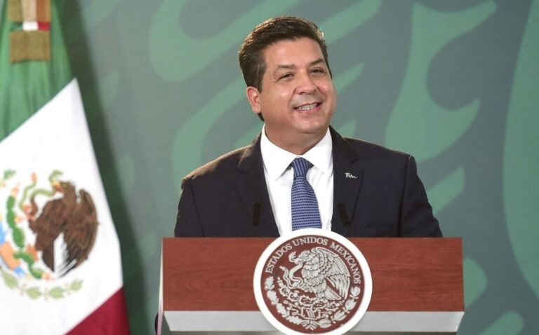 Cabeza de Vaca niega nexos con los hermanos Carmona — nexos Carmona