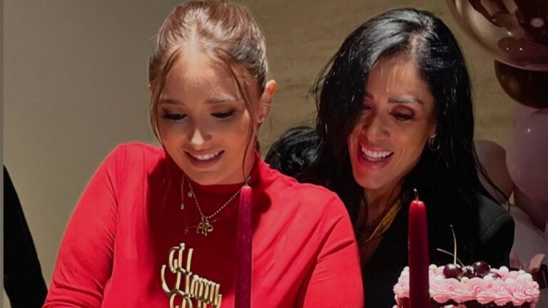 Fiesta de cumpleaños de Ana Paula Puente con su familia