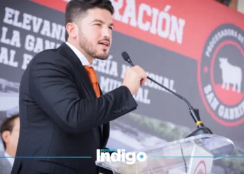 Samuel García durante la inauguración de la planta de procesamiento de ganado San Gabriel