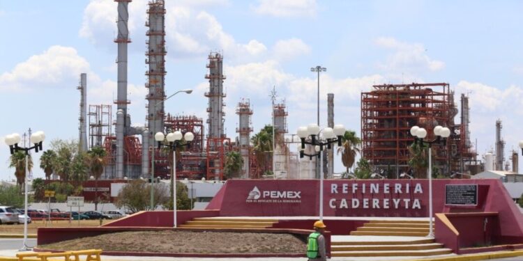 SIGUE SIN INFORME DE ASEA POR OLORES EN CADEREYTA