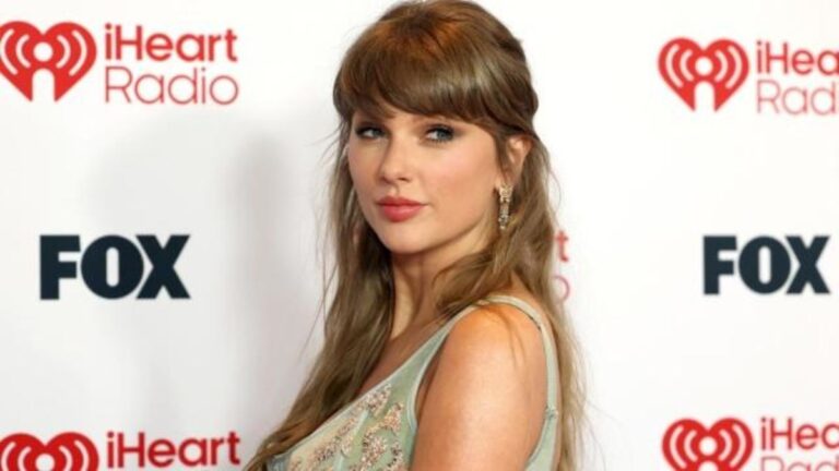 TAYLOR SWIFT DIRIGE ‘PATIENT ZERO’ CON ‘EL CHIVO’ LUBEZKI EN LA FOTOGRAFÍA