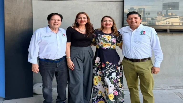 Wendy Barajas Cortes durante conferencia de prensa sobre alianza electoral.