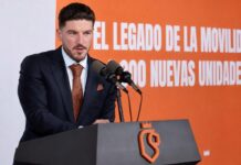 Samuel García anuncia 600 camiones y calendario mensual para acercarse a 5,000 unidades en su sexenio