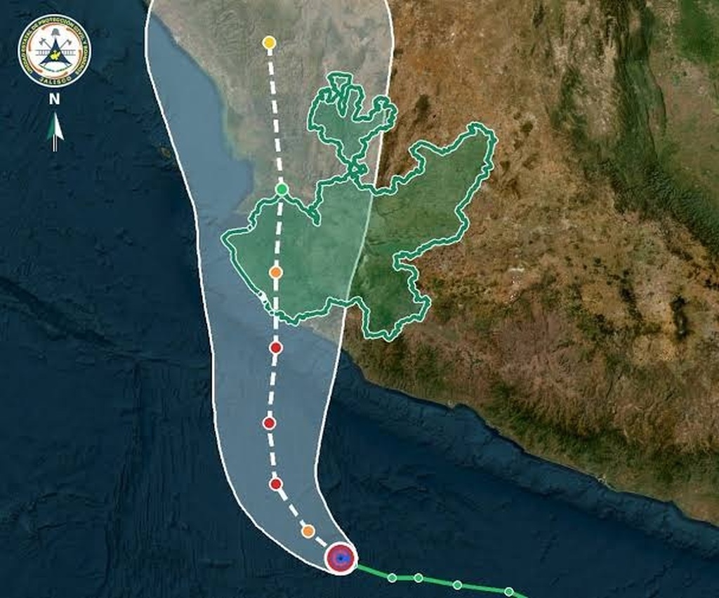 Huracán Simón avanza hacia Jalisco y Colima; NHC prevé posible intensificación hasta categoría 4
